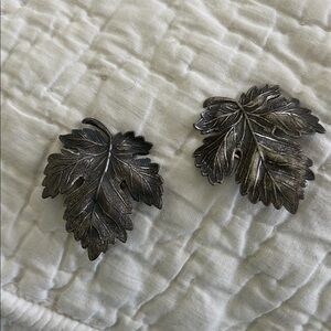 Bartek Vintage  Silver Tone Clip on earring grape leaf design each 1.25 in